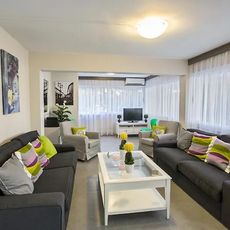 So1 Apartment